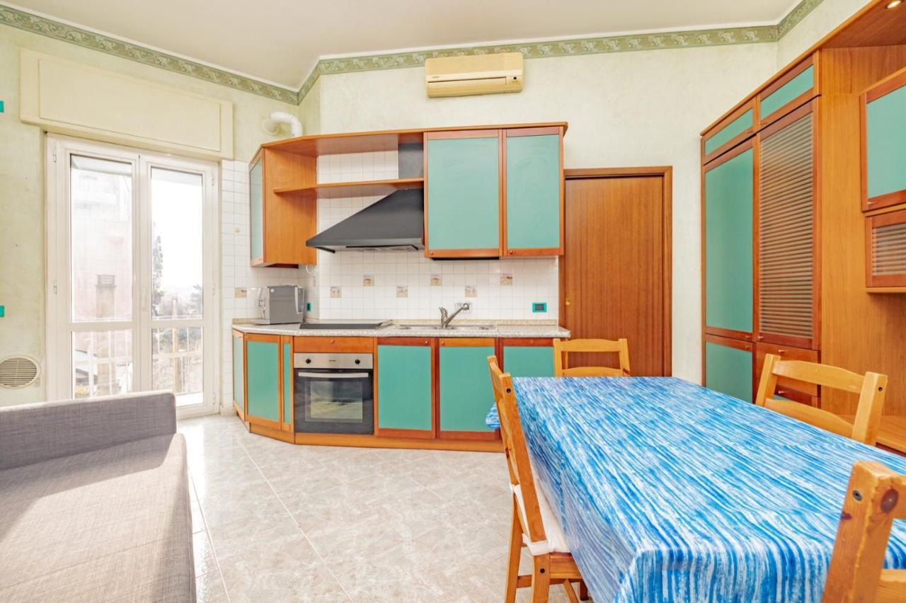 Casa Vicinissima All'Ospedale San Paolo Milano Exterior foto